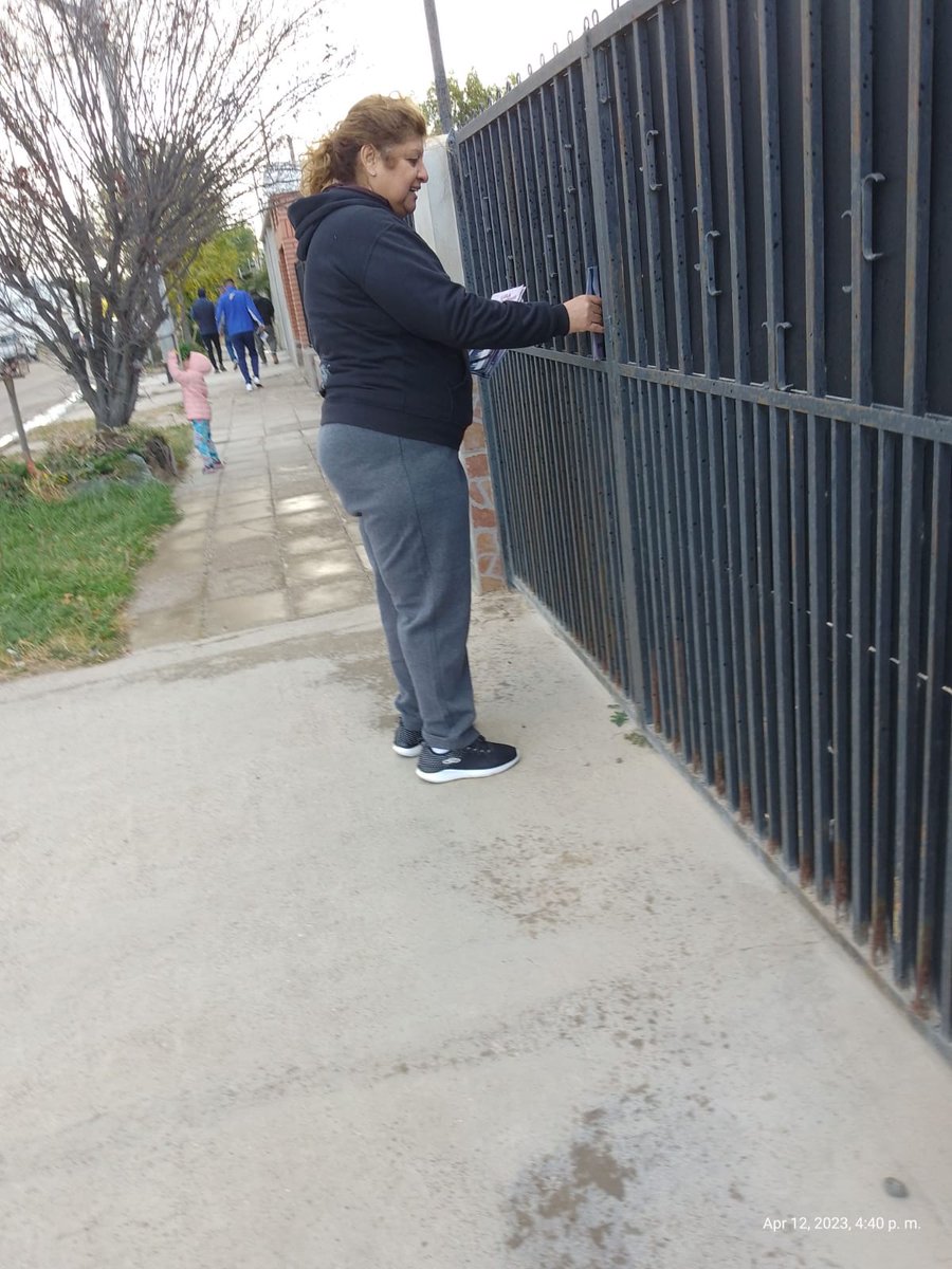 ChitoHuey's tweet photo. Ni el frio, ni la lluvia van a parar estar van a hacer que paremos estas ganas de seguir militsndo para que la compañera @LeilaLloydJones se nuestra #PrimerIntendenta 💪💜 https://t.co/xUYGKmMlql