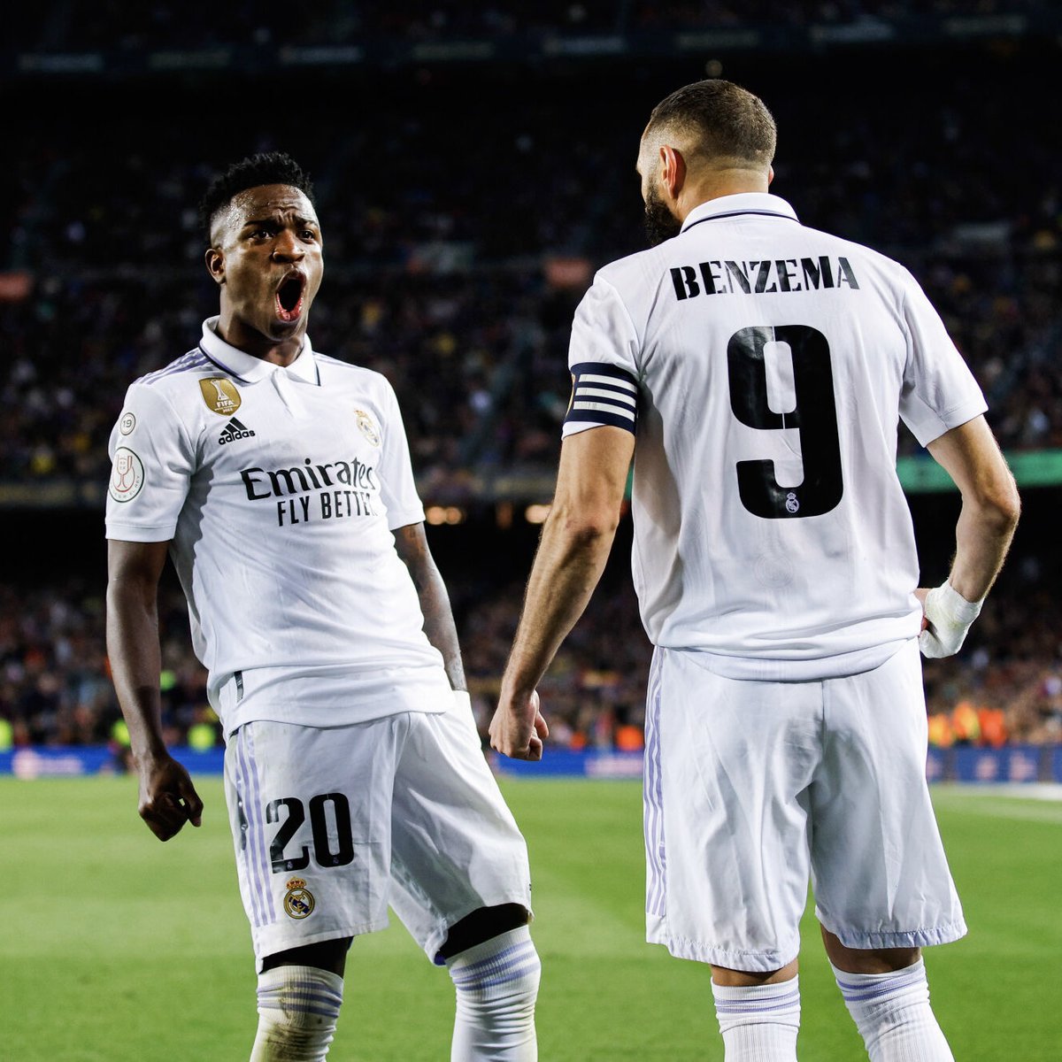 ActuFoot_'s tweet photo. Sans aucun doute le meilleur duo au monde actuellement. 🤍 https://t.co/9AlZKEcjcX