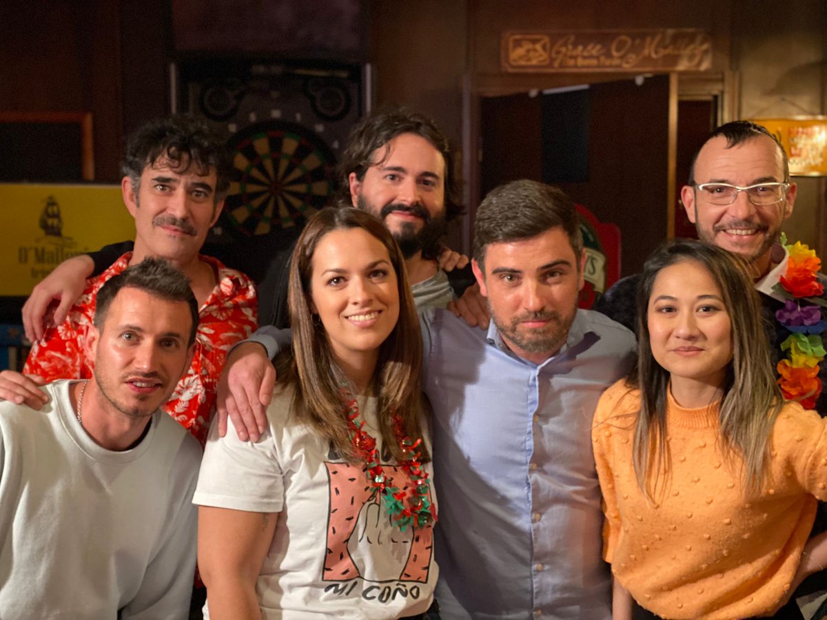 Antrologiaserie's tweet photo. Algunas fotos del rodaje del episodio 1x01 en el bar Omalleys. Cuánto curro y qué bien lo pasamos!
#alcaladehenares #madrid #webserie #serie #youtube #bar #bares #humor #cerveza #amistad #entrebares #antrologia #baresalcala #tapasalcala #studiosQ3 #DVGroup #eltornillodeklaus https://t.co/SE8Dsr8Q52