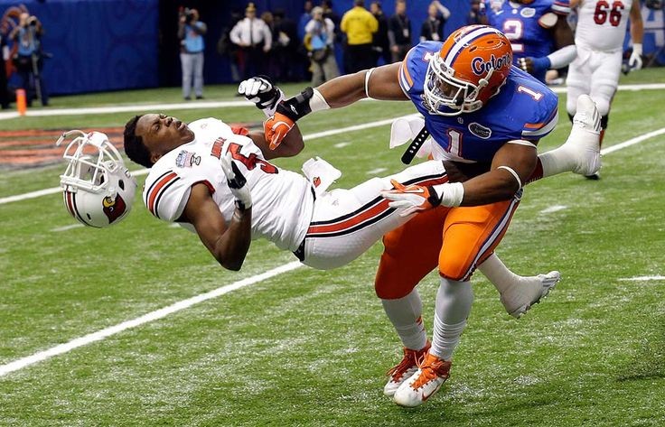 CFBHome's tweet image. I'll never forget this hit.

I'll also never forget that Teddy Bridgwater got back out there to help Louisville win the biggest bowl game in school history and won the Sugar Bowl MVP.