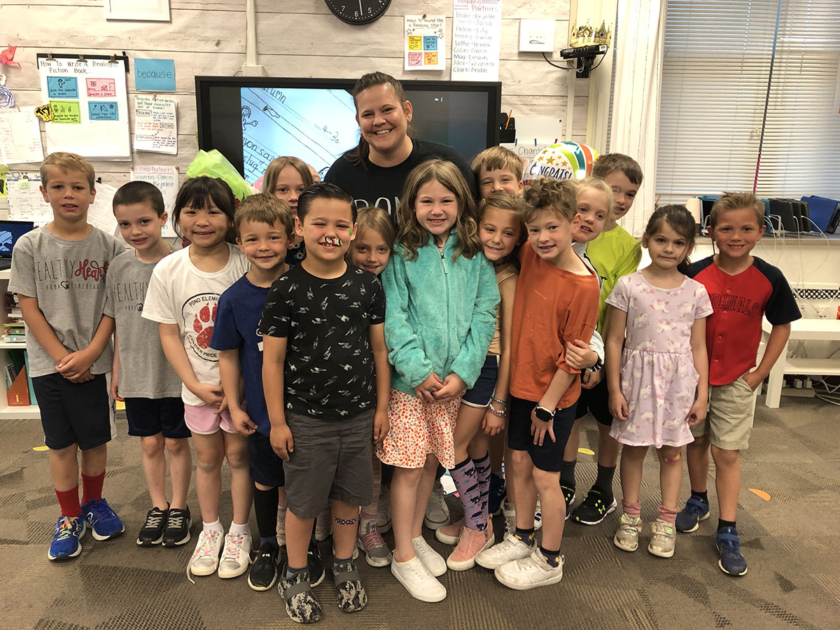 OneRockwood's tweet photo. Pond Elementary first-grade teacher Danielle Toro is Rockwood Teacher of the Year at the elementary level! Congratulations! @Toros1stGraders @rockwoodschools https://t.co/MAWwAZDYq1