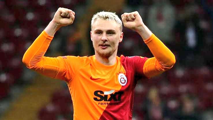 ⏩Nelsson 24 yaşında
maç sayısı 261
⏩Militao 25 yaşında
maç sayısı 214
⏩Araújo 24 yaşında
maç sayısı 196
⏩Romero 25 yaşında
maç sayısı 184

Kendi yaş grubundaki en değerli stoperlerden daha fazla maç tecrübesi olması bambaşka seviye