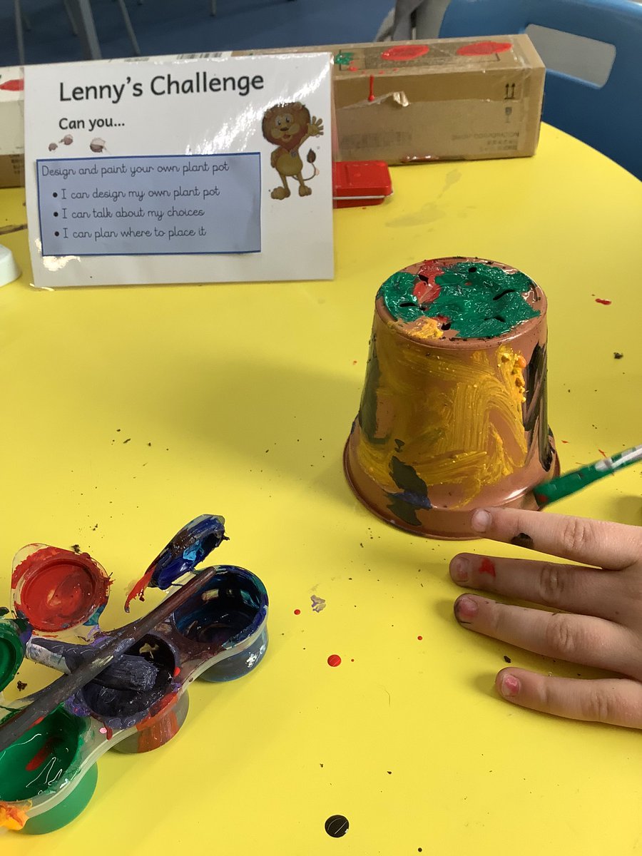 JonesMrsL's tweet photo. Lenny’s challenges are going down well this week, in Gems! I wonder who will be first to complete them all? #challenges #excellentattitudes @StHelensLion @STHAssistantHT @PrincipalSTH @LeishmanMrs @StHelensyear3 @Y2StHelens 🦁💙🚂 https://t.co/1PmixhmvxI