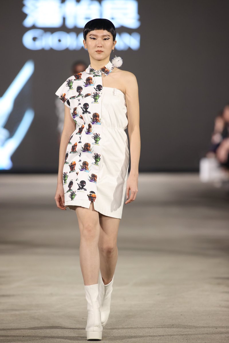 gioiapan's tweet photo. All of CloneX in  2023 Taipei Fashion week!
CloneX TW xDNA Club x GIOIA PAN
@CloneXtw 
@DNetworkA 
@RTFKTcreators 
@RTFKT https://t.co/qcFwRyeItG