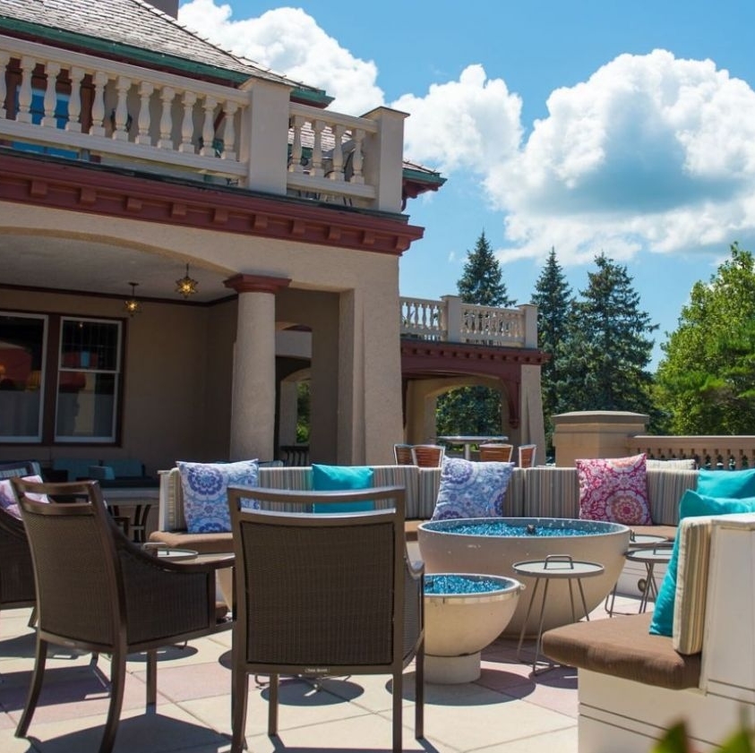 GayTravel's tweet image. Ocean Edge Resort &amp;amp; Golf Club puts the "cape" in "escape!" Enjoy Cape Cod Bay's breathtaking shoreline from the privacy and comfort of your GayTravel approved stay at Ocean Edge Resort🌊gaytravel.com/gay-friendly-h… #gaytravel #capecodbay