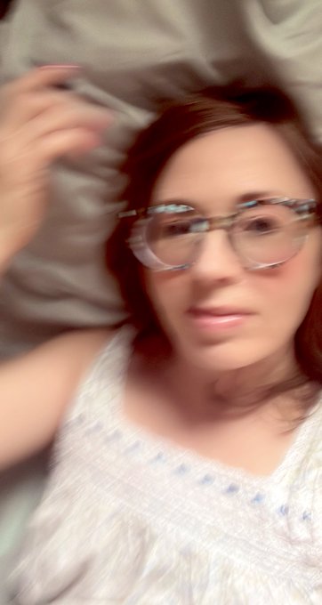 Tried to take a selfie in bed but it turned into an indie album cover https://t.co/SG4Z6okV7f<a href="/tag/pokemongo"class="tags"><span>#pokemongo</span></a>