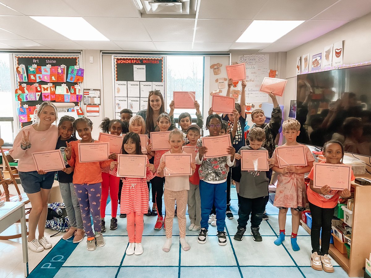 Ms Van Fleet (@msvanfleetwcdsb) on Twitter photo We made Lift Up placemats today for #InternationalDayOfPink taking time to write kind words to each of our friends. <a href="/stpetersaints/">St. Peter Catholic School, Guelph</a> We made Lift Up placemats today for #InternationalDayOfPink taking time to write kind words to each of our friends. <a href="/stpetersaints/">St. Peter Catholic School, Guelph</a>
