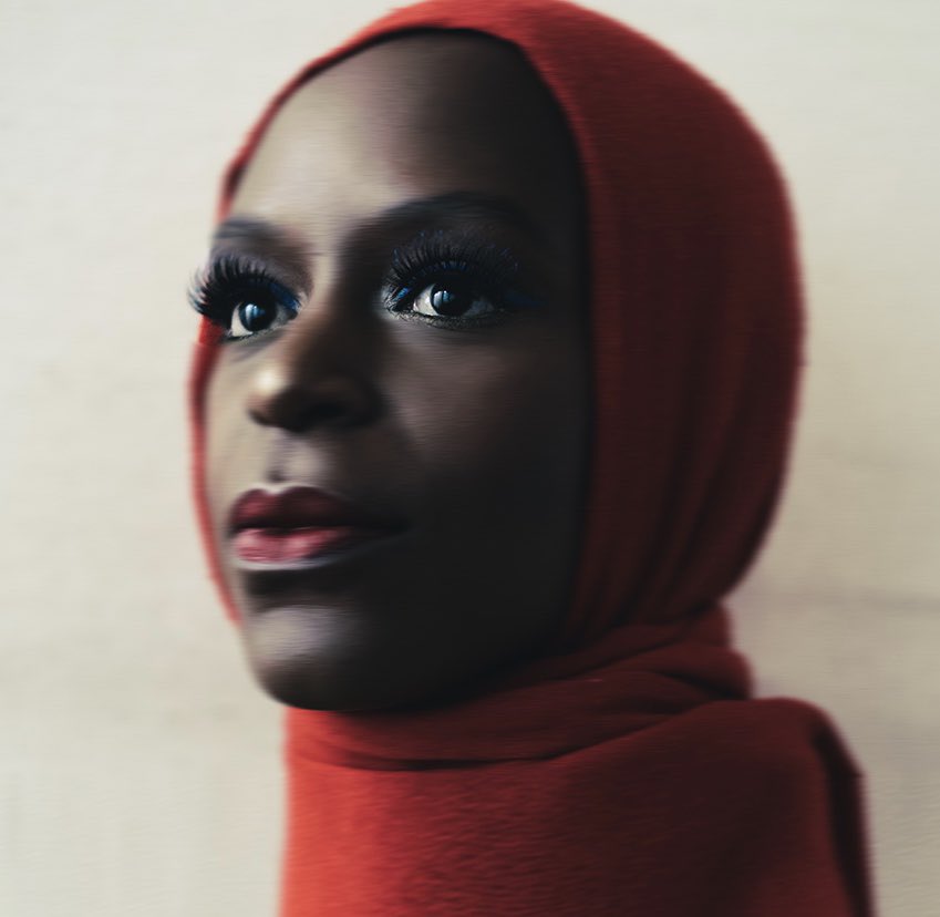 carmendevosss's tweet photo. Wish you didn’t have to fight so hard, Dalilla 💞
[From my expo Warriors, come out to play]
✨✨
📸 © #CarmenDeVos
✨✨
✨✨
#cdvarchives #cdvWarriors #cdvdigital #famousinflanders 
✨✨
🦄 make-up magic by @hawa.sck @looksbyhawaseck 
✨✨ 
#dalillahermans @DalillaHermans https://t.co/ksCN5SpX6z