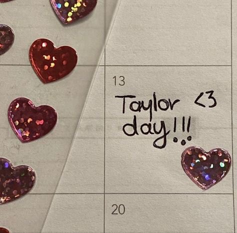 1989 TAYLOR'S VERSION DAY ☆ tweet media