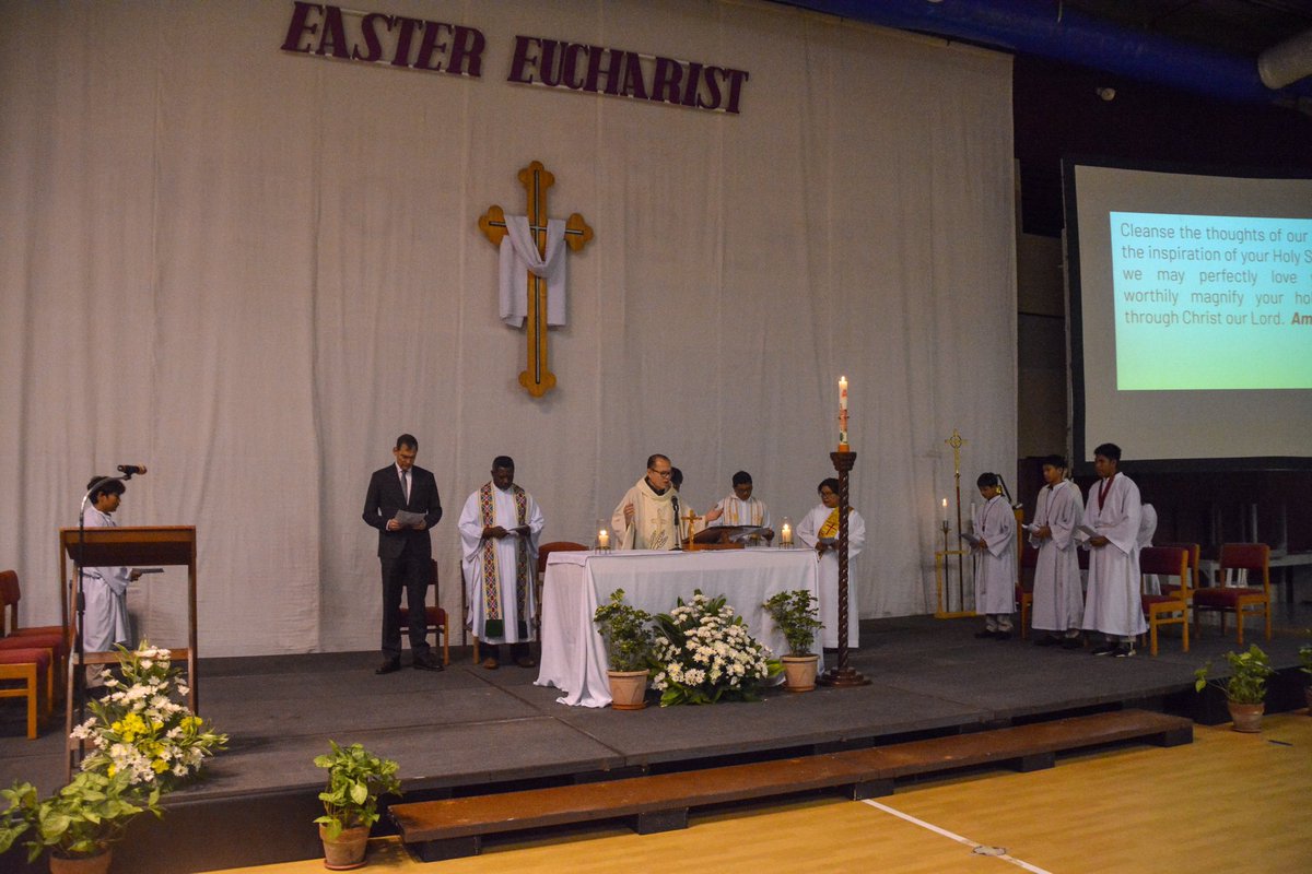 brentmanila's tweet photo. Celebration of Easter Eucharist as a PRIDE.🦁
#BrentPride
#BrentManila https://t.co/FuZj4WVrPU