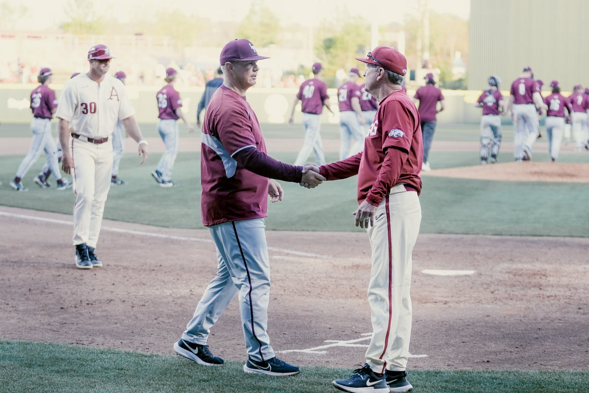 Little Rock Trojan Baseball tweet media