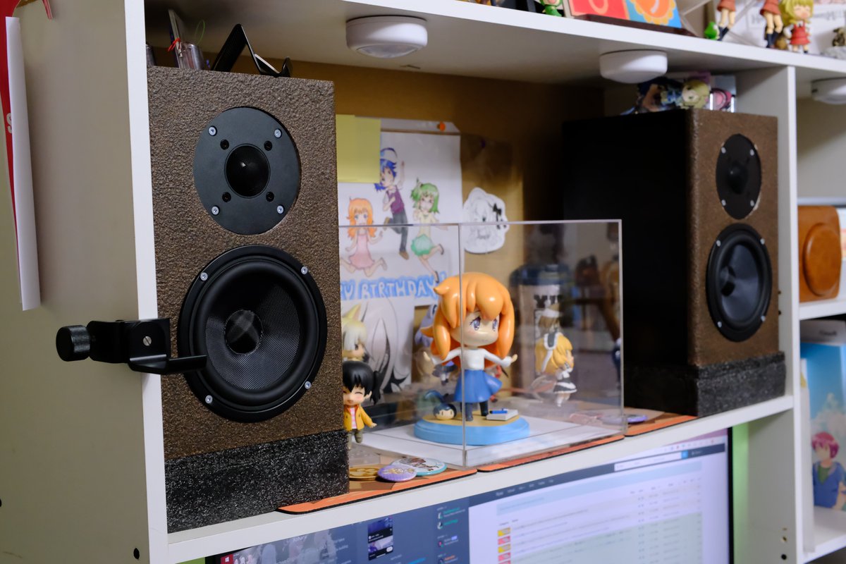 MissMBreene's tweet photo. New speaker pair completed! This was overall a really fun and productive project. I'm really happy with how the speakers turned out, both in how it looks and sounds. Not too shabby for custom DIY speakers. https://t.co/i3eVfVzk4c
