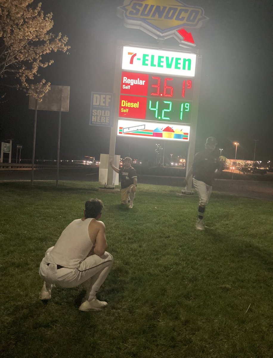 Love to see the catchers for Lehigh still getting reps in outside 7-11 after their bus broke down during a 3 hour drive back from Coppin State tonight