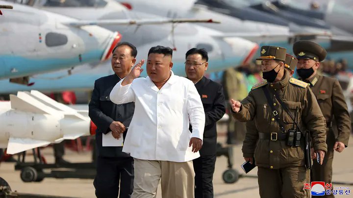 JusticeMyanmar's tweet photo. 🚨 အကြမ်းဖက်မြန်မာစစ်ကောင်စီက ၂၀၂၂ ခုနှစ်မှာ မြောက်ကိုရီးယားကနေ စစ်လက်နက်တွေ ဝယ်ယူခဲ့ဖွယ်ရှိတယ်လို့ NK News က ကြည့်ရှုခဲ့တဲ့ ကုလသမဂ္ဂကျွမ်းကျင်ပညာရှင်များအဖွဲ့အစီရင်ခံစာအရ သိရ။ Royal Shune Lei Compnay က ပွဲစားအဖြစ်ဆောင်ရွက်ခဲ့။

အပြည့်အစုံကို 👉🏽 https://t.co/rIqeDxPof4 https://t.co/OIF0qf5EwY