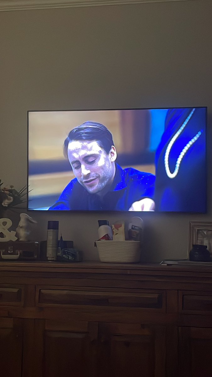 BradleyGentry's tweet photo. I blame @RealMattlanta 
 #SuccessionHBO https://t.co/f4VN1ujEDn