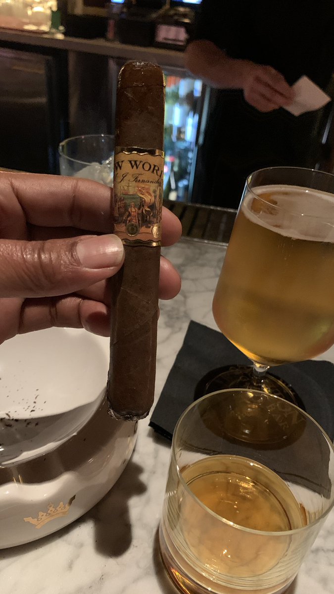 This New World is full bodied from the light! #cigar #cigars #cigarshow #pssita #bdmshow #philly #botl #sotl #sotlmafia #sotllove #cigarlover #cigarlife #cigarlovers #cigarlove #smokingcigars #cigarculture #cigarcommunity #cigarsphilly #phillycigarweek