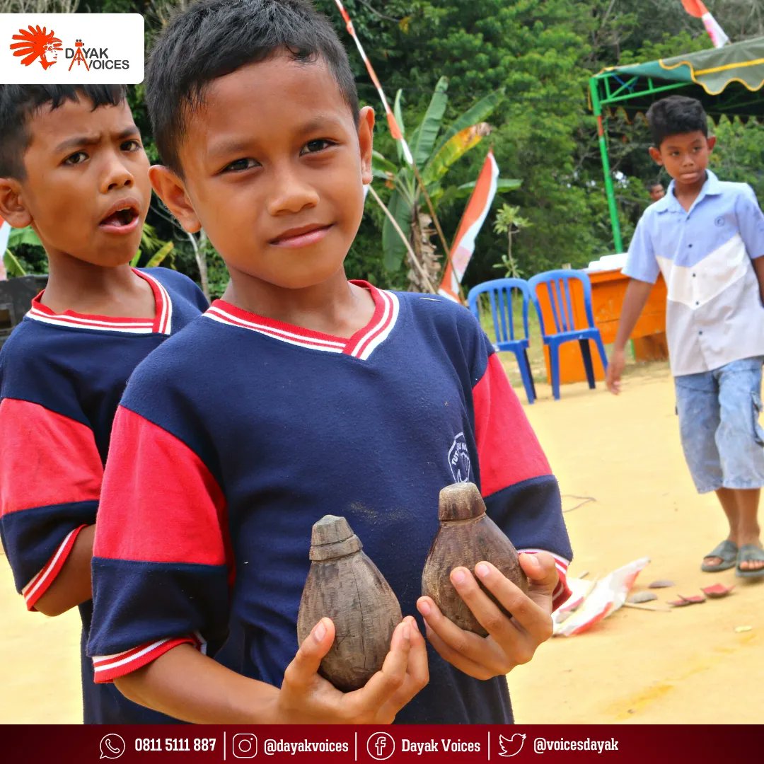 VoicesDayak's tweet photo. Lomba Bagasing Festival Kampung 2023

Postingan Lengkap;
https://t.co/OBaOyT2ubk

#dayakvoices #jpickalimantan #dayakbercerita #kalimantantengah #indonesia #dayak #budayadayak #adatdayak #kontendayak #bumi #festivalkampung #gasing https://t.co/CJ43BLfxHf