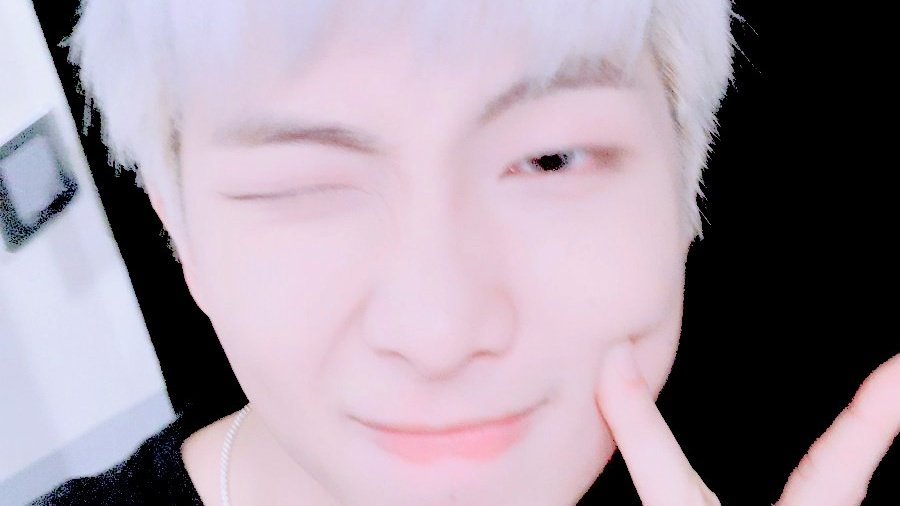 Yo soy el más feliz ya que tengo en mis manitas el #𝑐o𝔯e𝔩le为了vin͞𝕪l que le pienso regalar a mi mejor amiwita que es fan de <a href="/coralrubyjane_/">𝑘𝕚𝔩𝕝 ⋆ 𓈒 𝚌♡̷𝔯al</a>, ya se sabe que ella muere por tener el #𝕝oök𓄼໑𝕔örel𝕝e, así que tocó consentirla.

𐚁̸ 𓈒 𝕞a͜͡ri𝚙𝑜sa 𝑑e 𝕧e𝑛us ⁀ 𝚜aím.