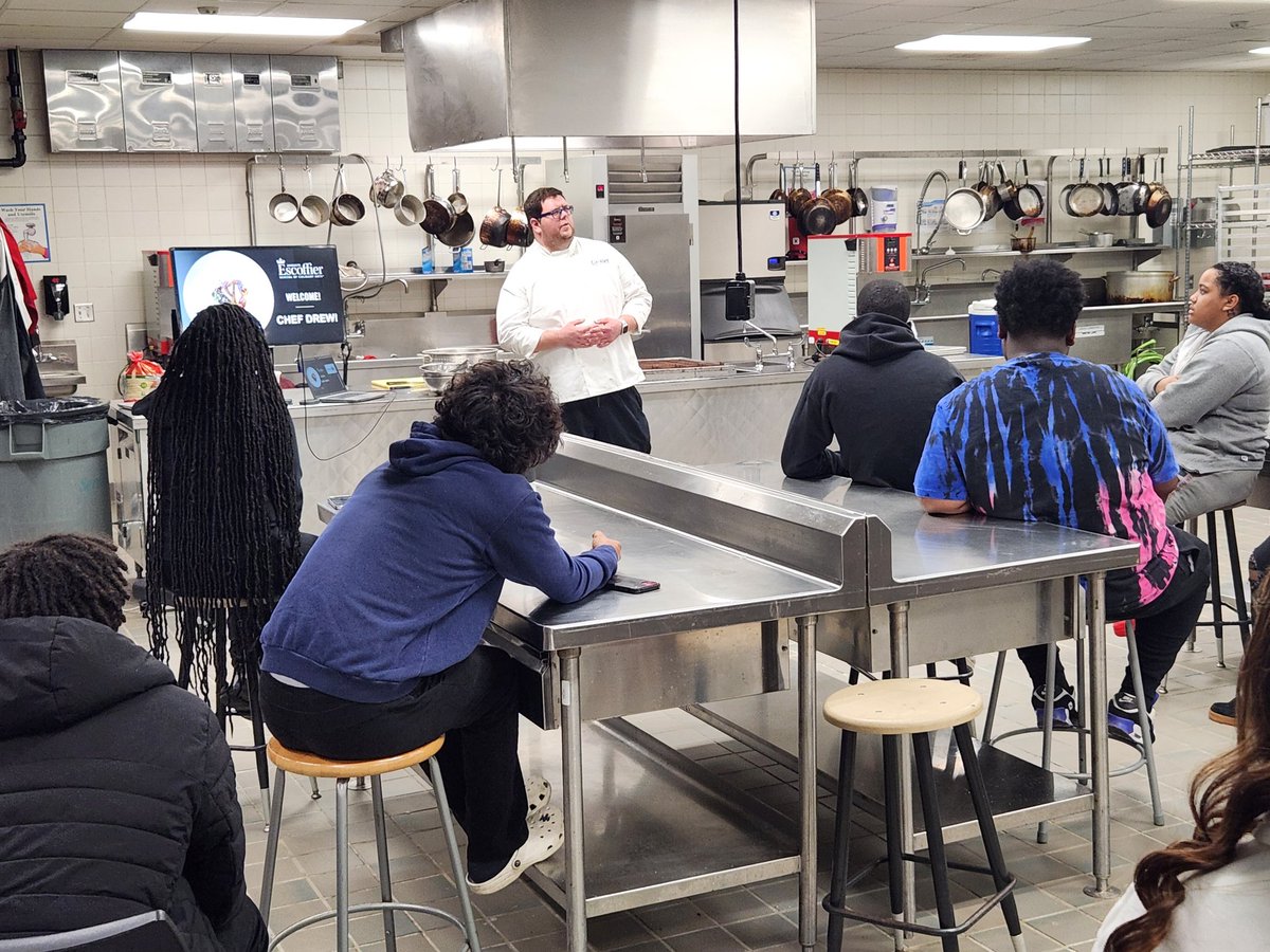 CHHS Culinary Arts tweet media