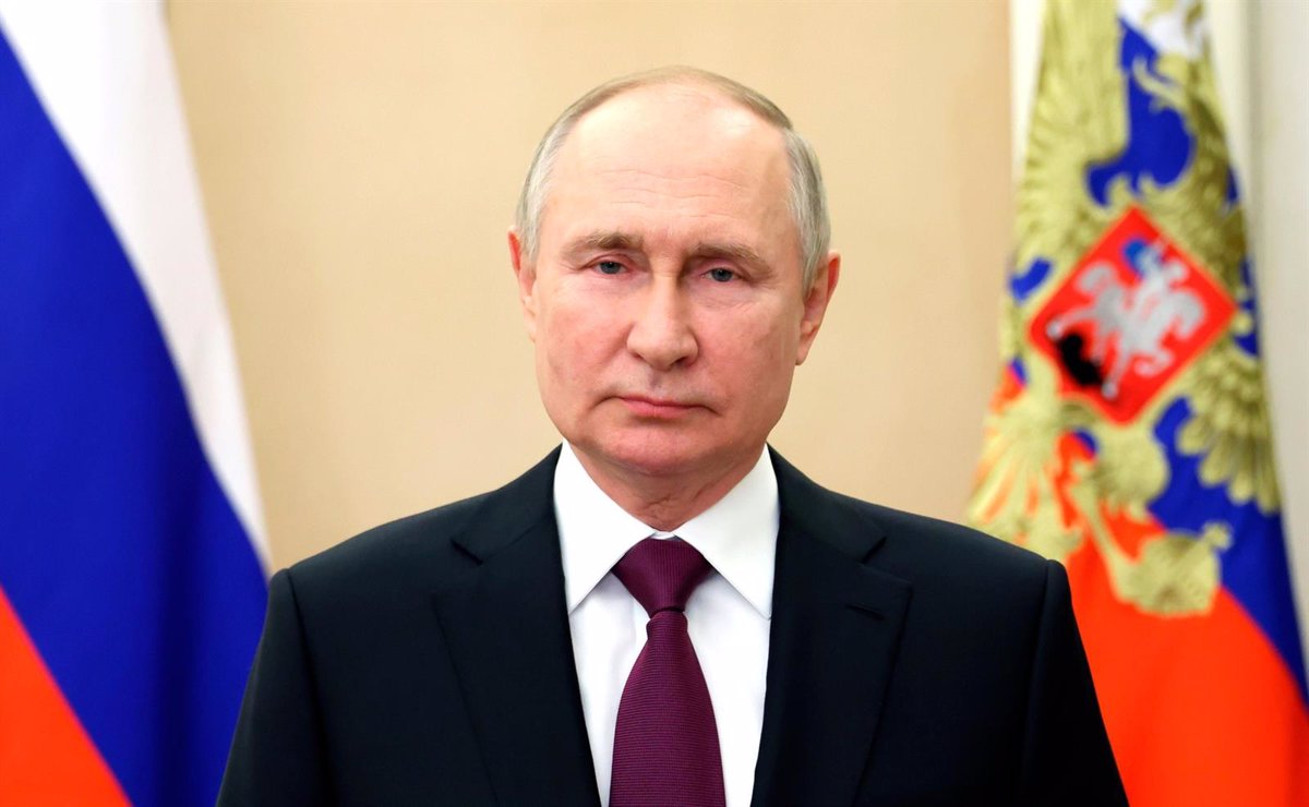 TermitoBostero's tweet photo. ¿SABÍAS QUÉ?
Sabias que Vladimir Putin actualmente está entre los 12 hombres mas malos del mundo?
Los otros 11 juegan en Boca Juniors. https://t.co/yC9QeLyG02