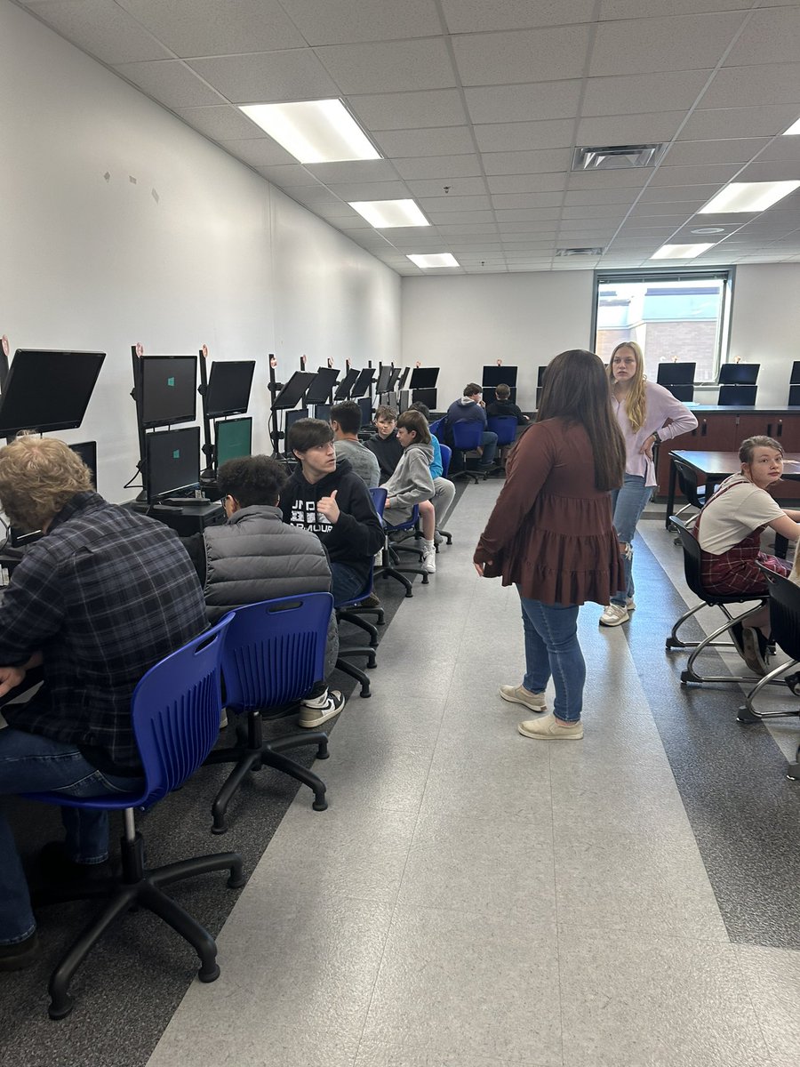 _ChelseyReid_'s tweet photo. My 6th graders got to collaborate with some high school technology students to record their documentary for our PBL project. Such a great day! https://t.co/U3kQ5ffQbc