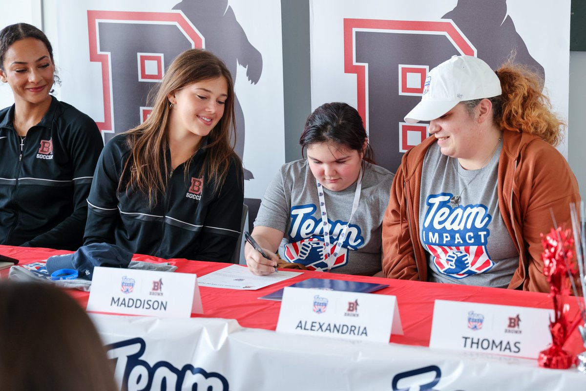 BrownU_WSoccer's tweet photo. We are so excited to welcome Maddison, our newest team member, to our team today! We love having her and @GoTeamIMPACT as part of our family!

📰 - https://t.co/WruZeJsyKh

#EverTrue https://t.co/DZOepYc1Xd