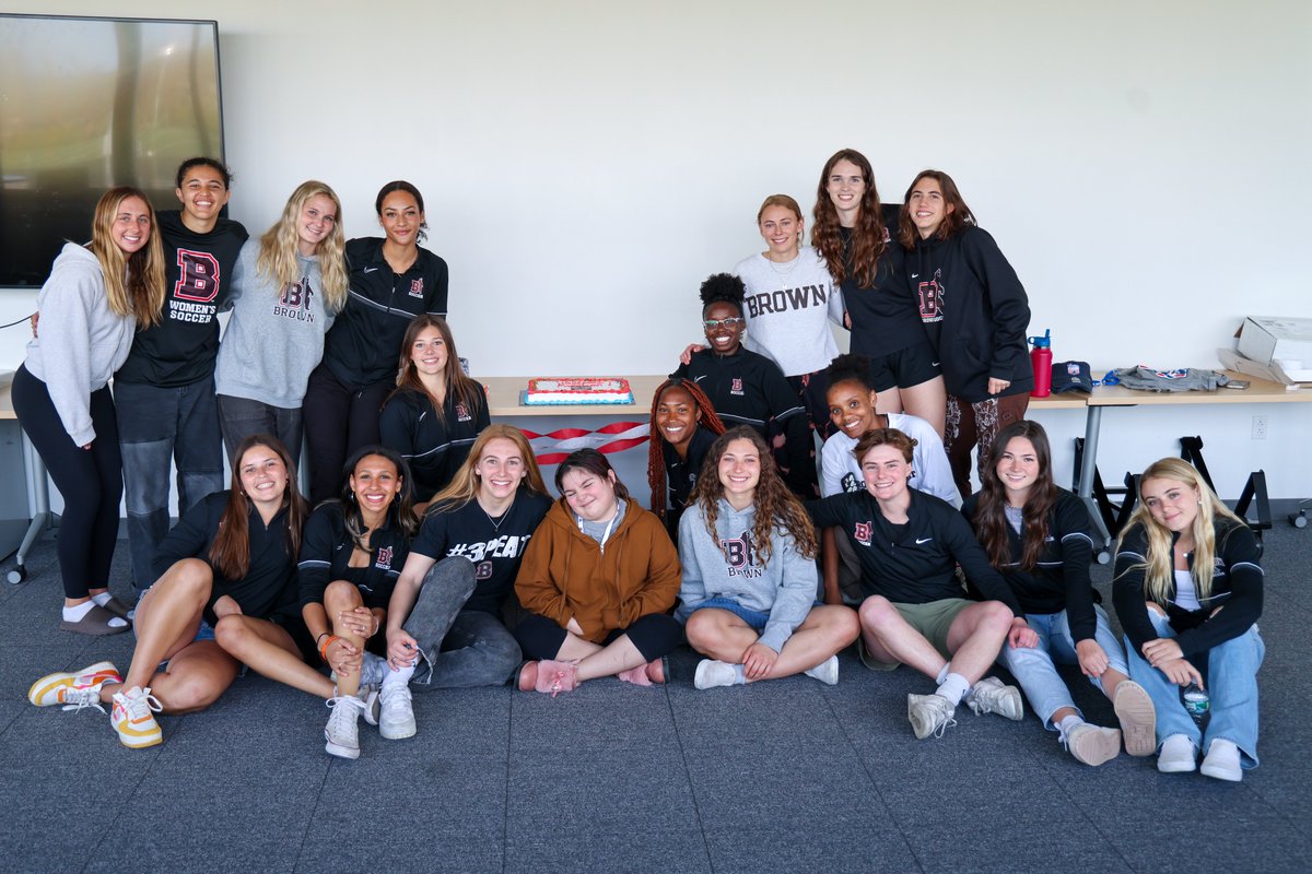 BrownU_WSoccer's tweet photo. We are so excited to welcome Maddison, our newest team member, to our team today! We love having her and @GoTeamIMPACT as part of our family!

📰 - https://t.co/WruZeJsyKh

#EverTrue https://t.co/DZOepYc1Xd
