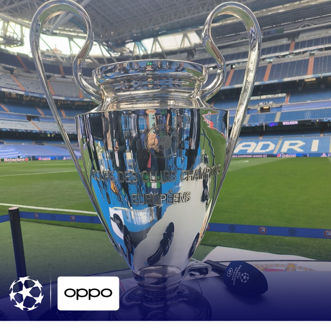 ChampionsLeague's tweet photo. Behind the scenes with @oppo 📲

#UCLshots https://t.co/KW82y84TJK