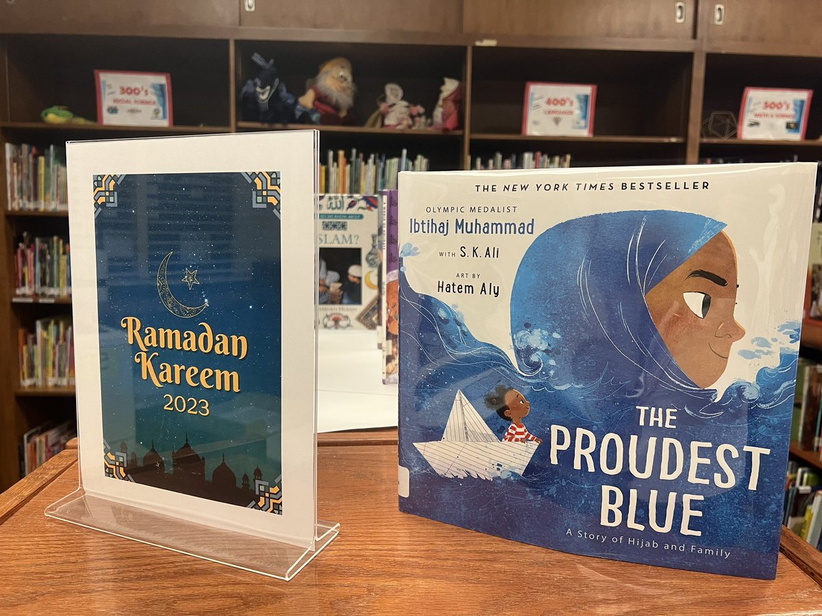 mcpsEDUCATOR's tweet photo. Culturally Responsive Literature &amp; Poetry in our @SouthLakeES Media Center! Our teachers have plenty of choices for a read aloud, novel studies #readandlead #lakelife https://t.co/SEsx6iScPH