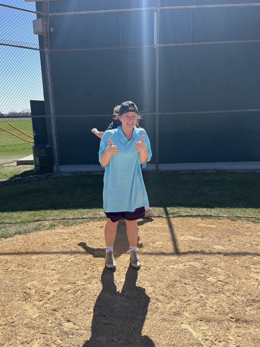 MsMcCarthy14's tweet photo. We had an @AdamSandler practice today with our JV Wildcats!! They were very committed to their roles😂 https://t.co/3mUXmQ0mBj