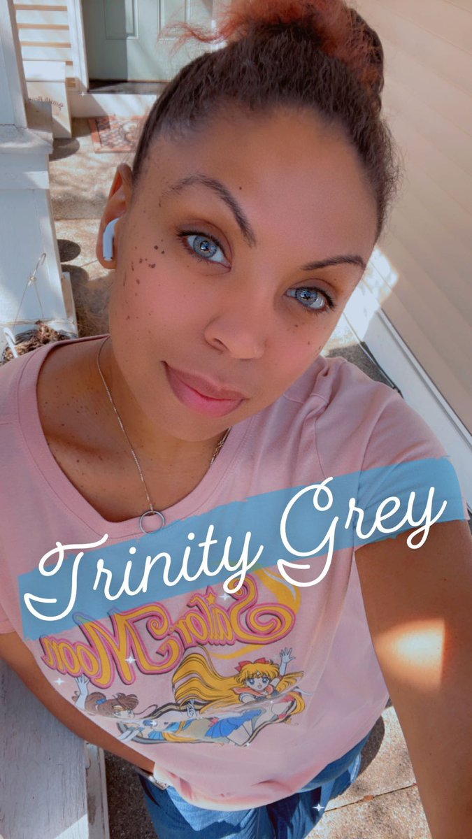 DouviaLiz's tweet photo. @ttdeye_colors #trinitygrey #ttdeye #ttd_eyecontacts #colorcontacts #selfie https://t.co/ITFSp1y5EN
