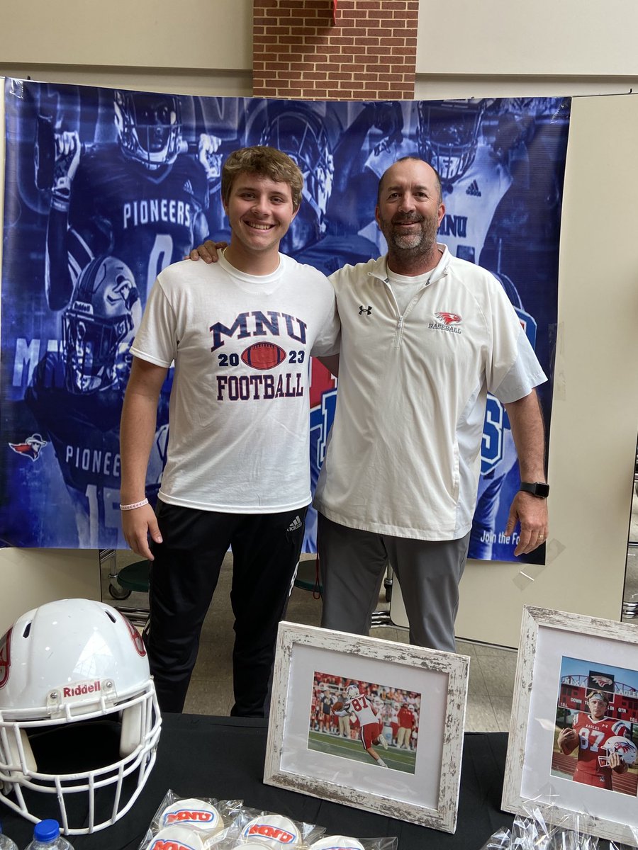 ⁦<a href="/NixaBaseball/">Nixa Baseball</a>⁩ thank you for letting everyone be there to celebrate with ⁦<a href="/GavenKrans/">Gaven Krans</a>⁩! ❤️