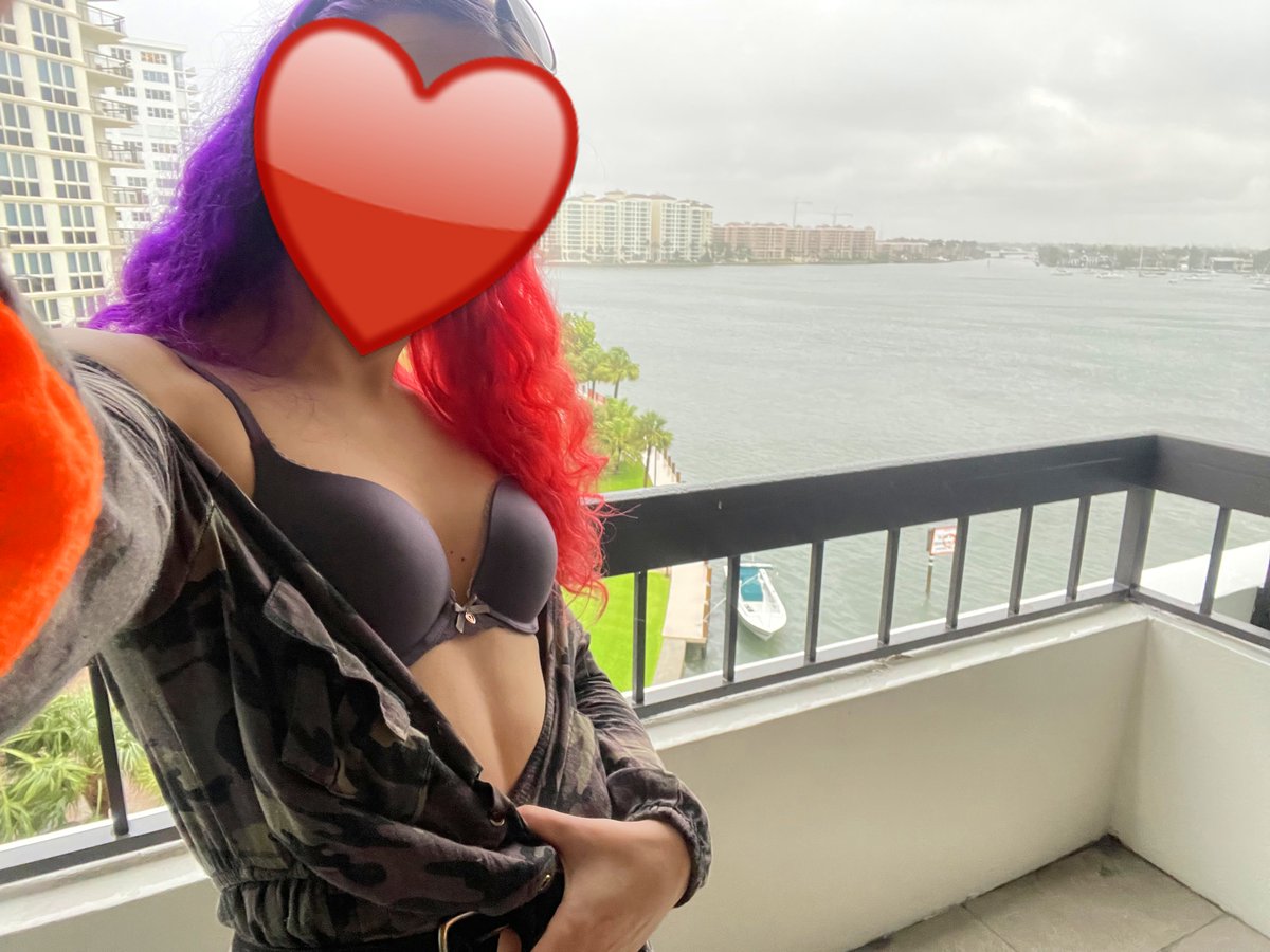 Half&Half_Madam on Twitter "Hope we don't get a noise complaint😳"