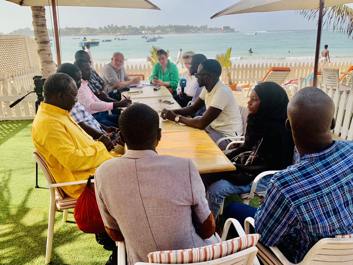 Merci pour cette belle visite chaleureuse dans le cadre de la coopération entre l’association #senegalo #turballais #Niominka🇸🇳
#serviceinternational 🇫🇷
<a href="/santegouv_sn/">Ministère de la Santé et de l'Hygiène publique</a>