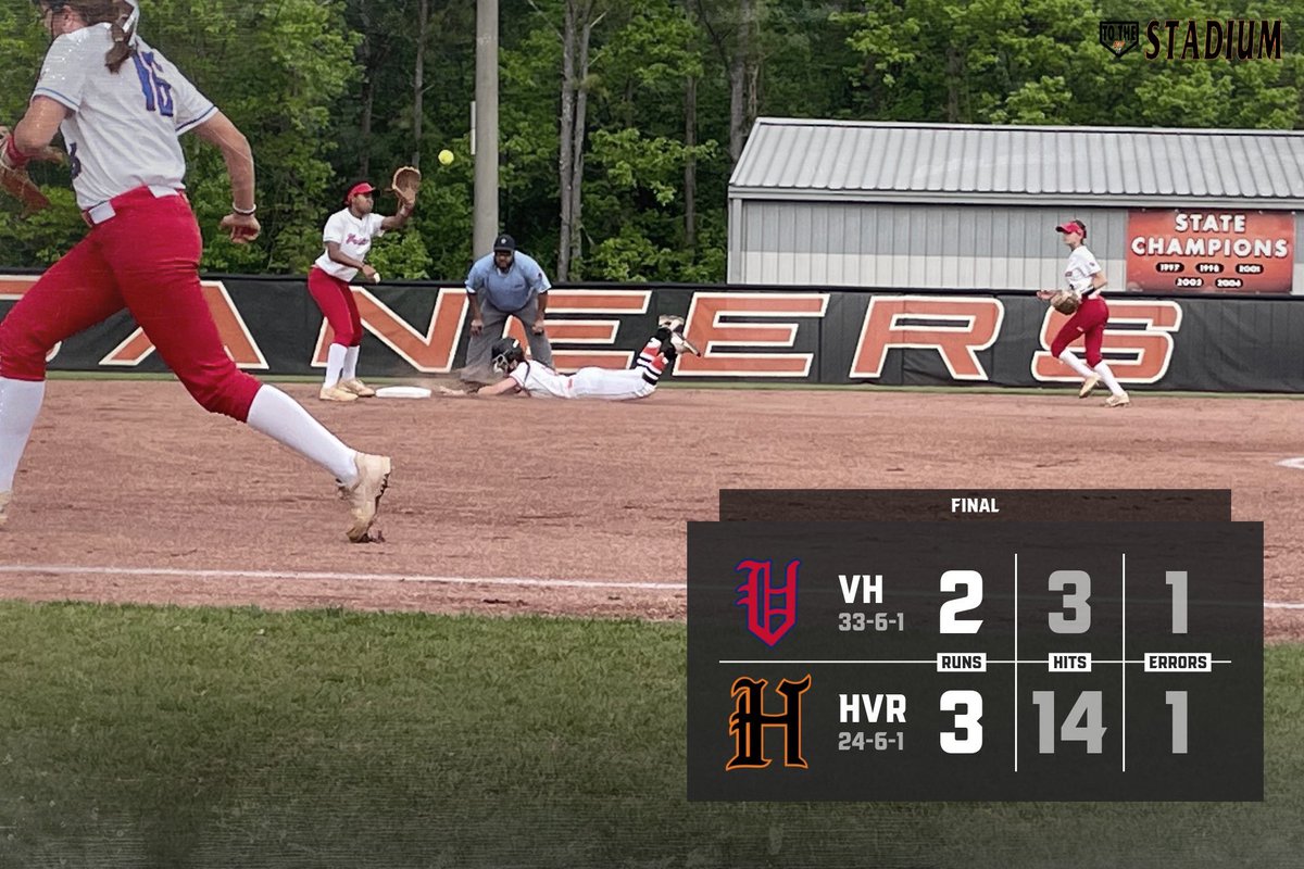 Hoover wins in the bottom of the 7th with a walk-off hit from @HillmanGracie to score @kaylahchimara! Go Bucs! 🥳