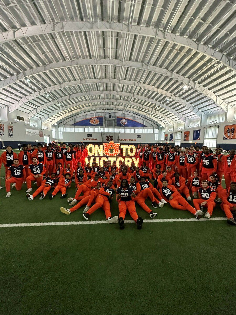 Thank you #AuburnFamily! We loved seeing you at the @ontovictorynil membership event. We can’t wait for the fall! War Eagle!