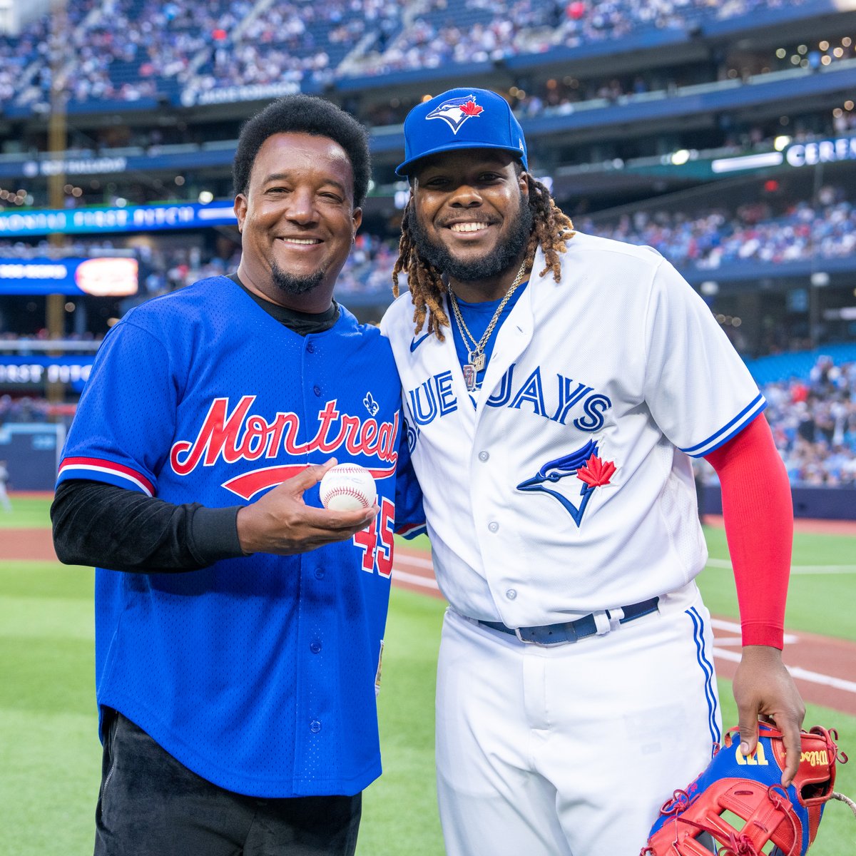 BlueJays's tweet photo. Dominican Royalty 👑 https://t.co/io7G55WT4H