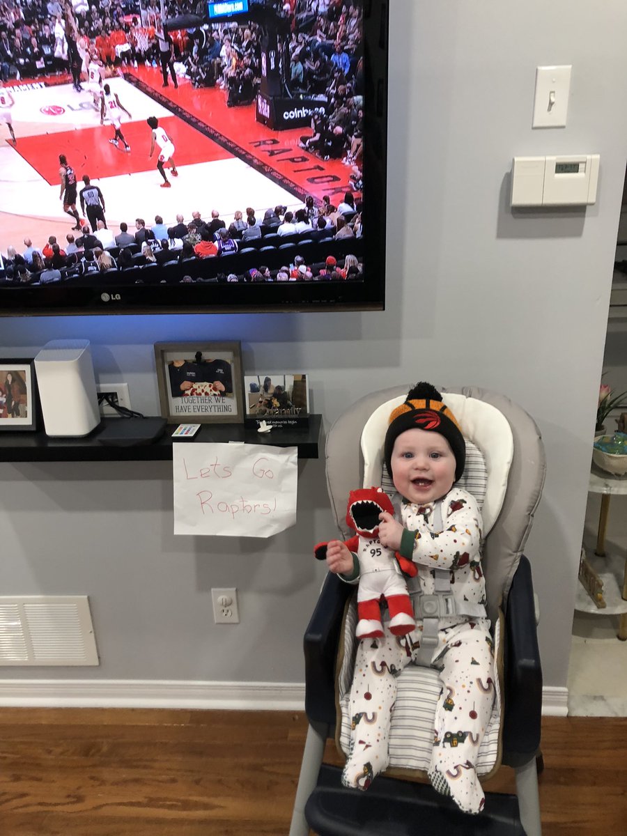 mciannavei's tweet photo. @TangerineHoops #tangerinefanangle https://t.co/1ge8OQFFxb