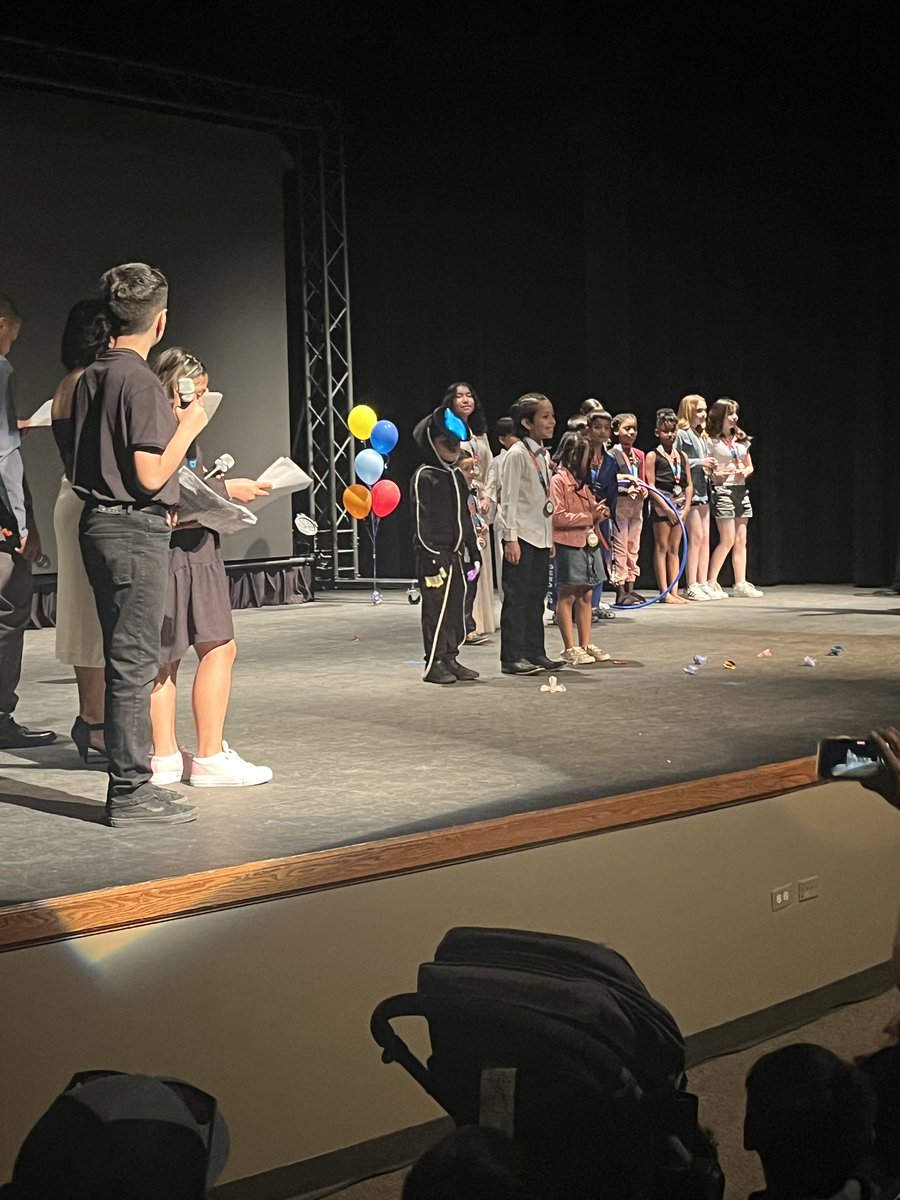 Donn_Mendoza's tweet photo. (2/2) Packed house again for our annual @rlasdistrict116 & @RLEdFound116 Talent Expo! Incredible student performances and visual artwork! #madeinRL https://t.co/wSBt3nDx95