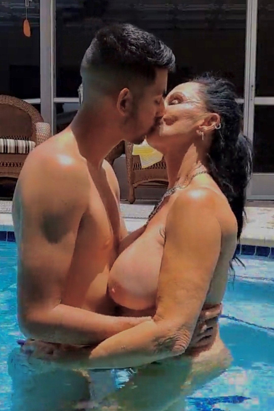 I love making out with my cubbie. https://t.co/S0NzC4M5gQ