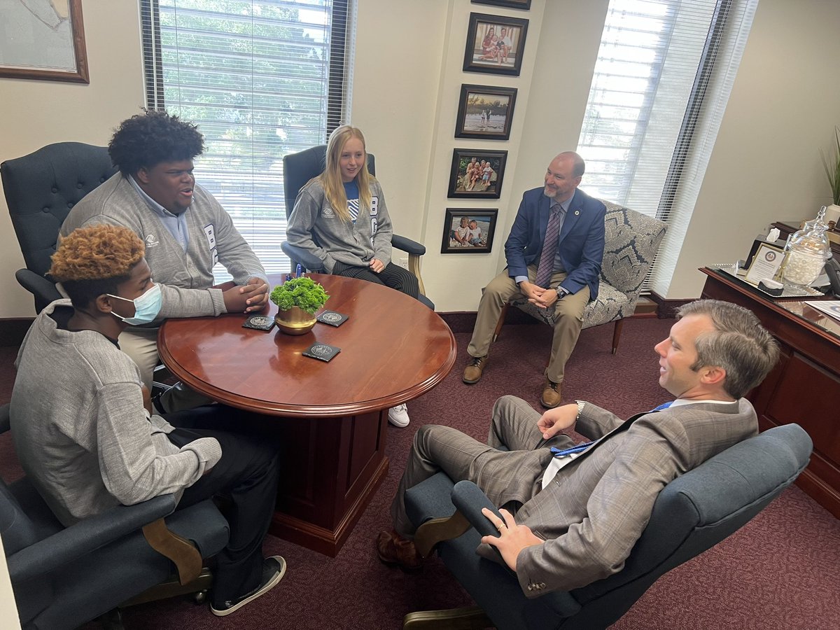 jaytrumbull's tweet photo. Great group from @BGCBayFL stopped by today. 

These kids are so impressive. After speaking with them, I have no doubt they will be doing great things for our community. https://t.co/7rb2C3cwqJ