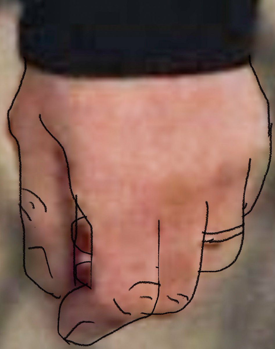 YourDemonDaddyy's tweet photo. A ring box? Y’all be fucking for real, I am begging you at this point. https://t.co/jjtchoZIzI