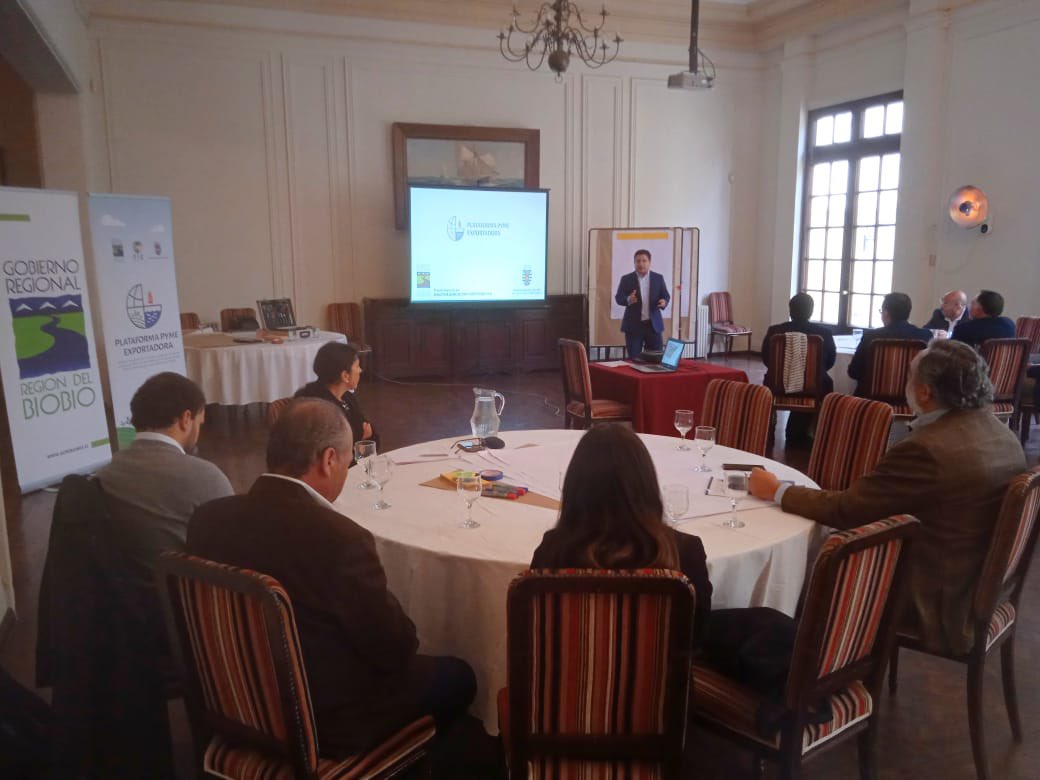 Durante el taller realizado hoy se trabajó en grupos pequeños conversando sobre los desafíos que tenemos para superar las deficiencias y así potencian las pymes que pueden y quieran exportar desde #Biobio al mundo 
<a href="/gorebiobio/">Gobierno Regional del Biobío</a> <a href="/faceUbb_Conce/">Face UBB Concepción</a> <a href="/AduanaCL/">Aduanas de Chile</a> <a href="/ProChile/">ProChile</a> <a href="/Fecomturbiobio/">Fecomtur biobio</a>