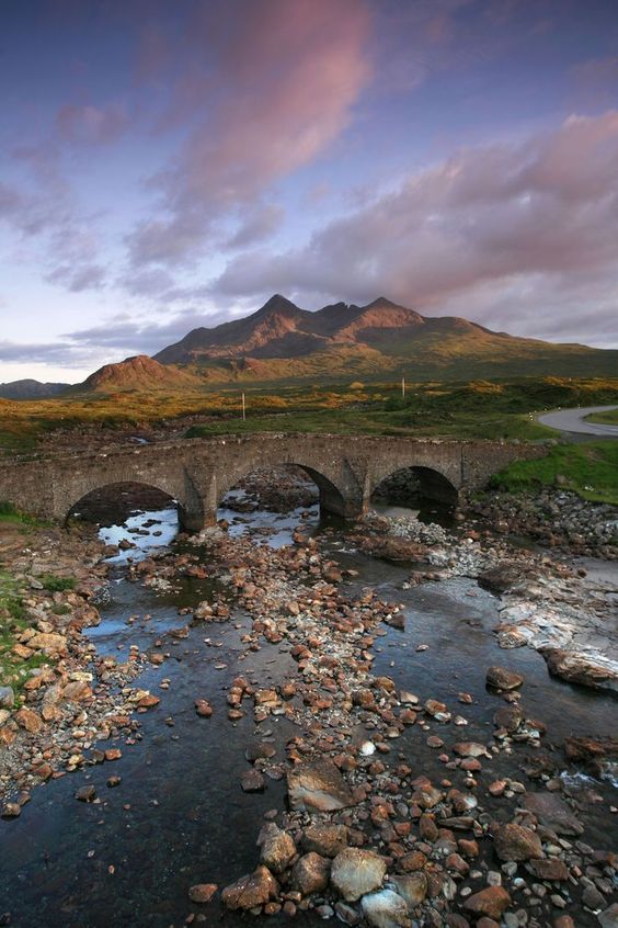 tripplannermama's tweet photo. The Old Bridge at Sligachan, Isle of Skye, Inner Hebrides https://t.co/dLnahlzZcG #Scotland #photography #landscape https://t.co/67Ksbe2jfe