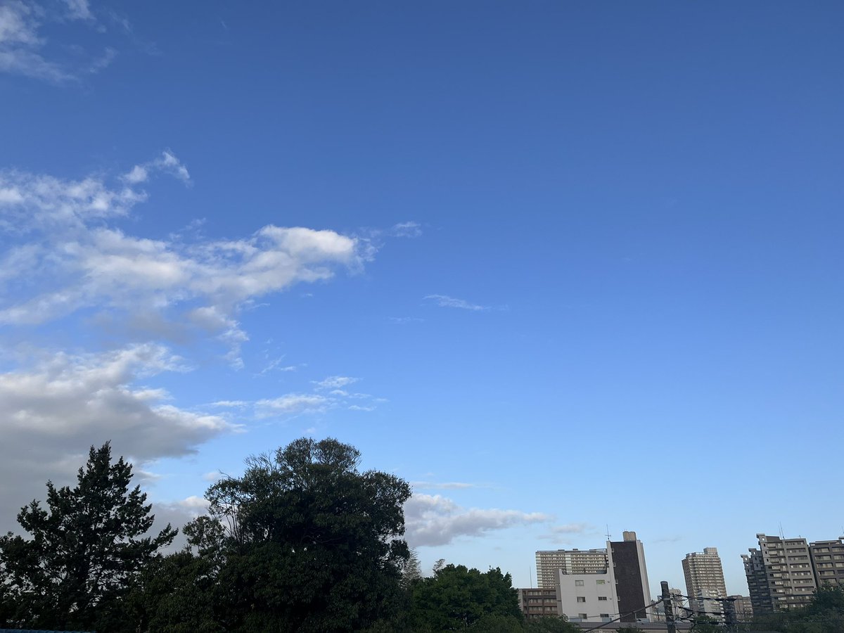 Espeshuppan's tweet photo. おはようございます😊
「あれ、どうだったかな？あの人、どうなったかな？」
ちょっと気にかける対象が増えるだけで、毎日が少し楽しくなりますね😋 https://t.co/5msKF4XgII