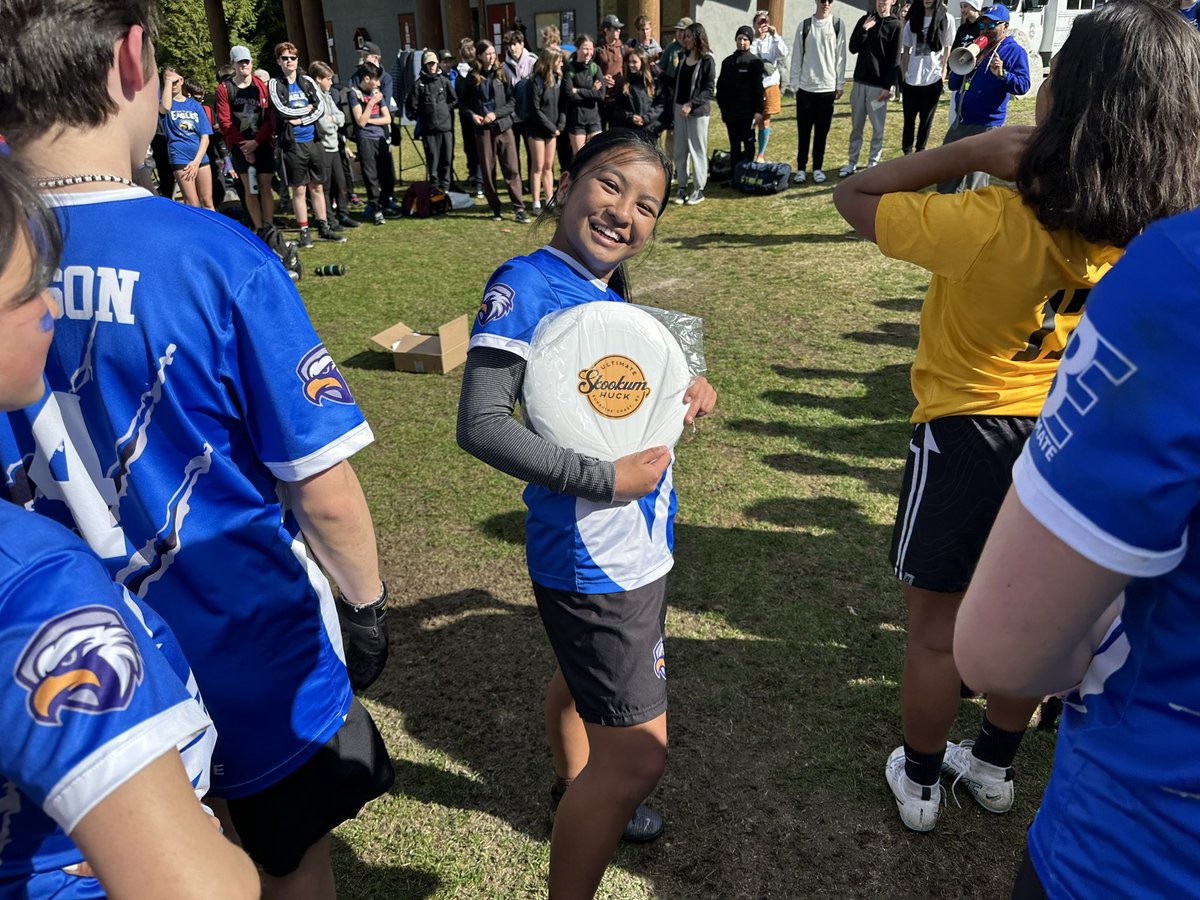 ChatelechSS's tweet photo. Another great Skookumhuck Ultimate tournament on the beautiful Sunshine Coast.  Thanks to all the teams who came out to compete and congratulations to the CSS Senior team for being the 2023 champs! https://t.co/Q3DzrfcFMq