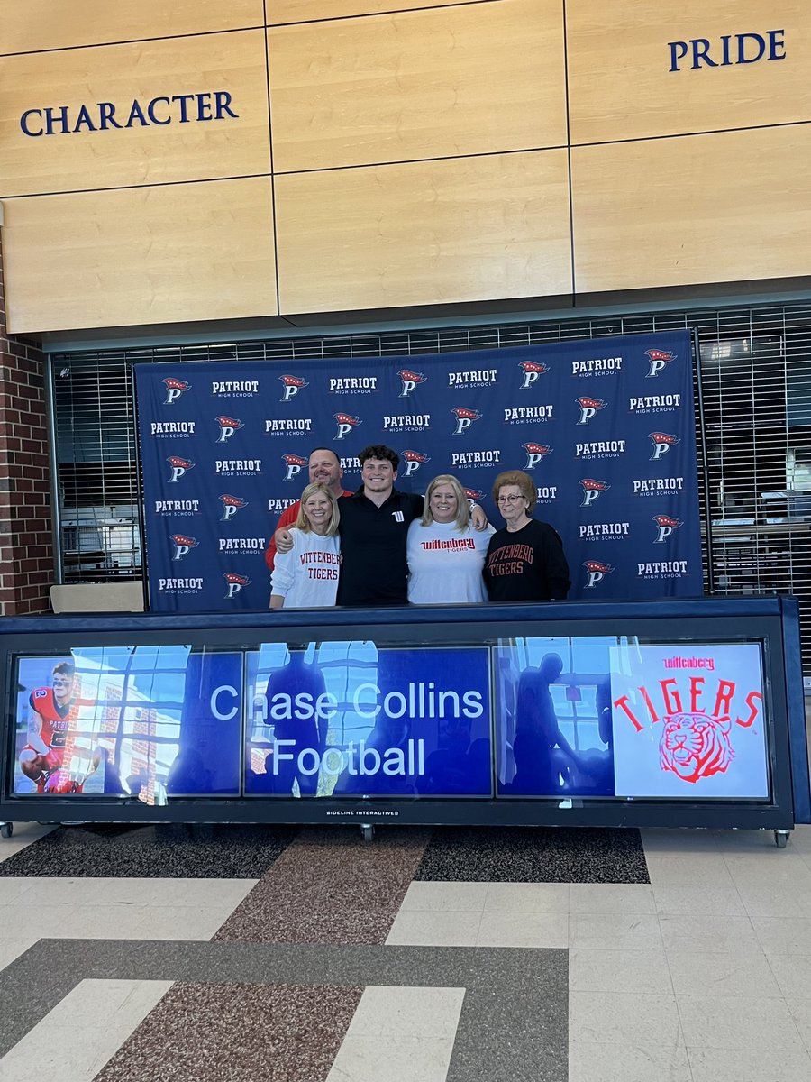 𝕮𝖍𝖆𝖘𝖊 𝕮𝖔𝖑𝖑𝖎𝖓𝖘 tweet media