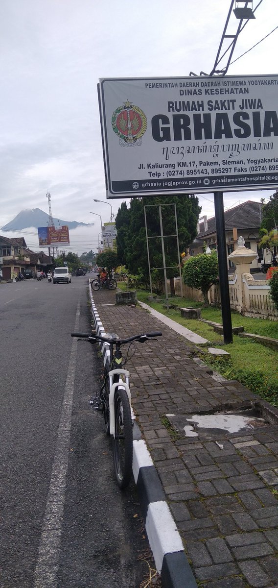 FeryNdut1's tweet image. Gliyak-gliyak, suwe ora mrene #Pakem #Merapi #Gowes