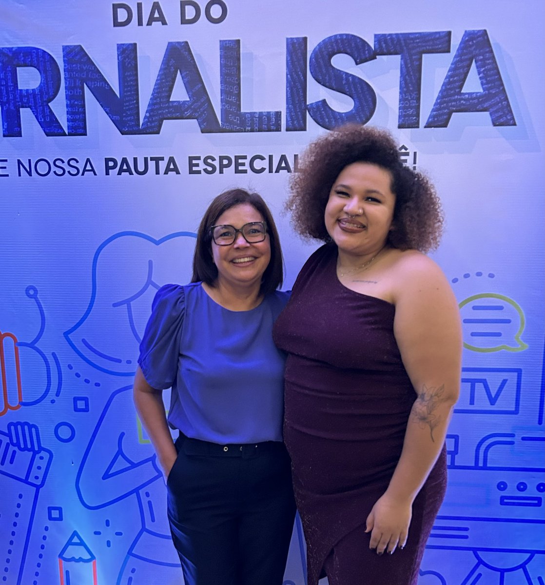 Ivonete Motta (@imotta2) on Twitter photo Não é todo dia que se encontra a <a href="/mulherdebar/">Bruna Camila Mascarenhas</a> num evento! Não pude deixar de tieta-la. Em festa da <a href="/AssembleiaTO/">ALETO</a> em homenagem ao Dia do Jornalista, sob o comando de <a href="/wanjanobrega1/">wanjanobrega</a>. Bom demais reencontrar os amigos de todas as gerações. Não é todo dia que se encontra a <a href="/mulherdebar/">Bruna Camila Mascarenhas</a> num evento! Não pude deixar de tieta-la. Em festa da <a href="/AssembleiaTO/">ALETO</a> em homenagem ao Dia do Jornalista, sob o comando de <a href="/wanjanobrega1/">wanjanobrega</a>. Bom demais reencontrar os amigos de todas as gerações.