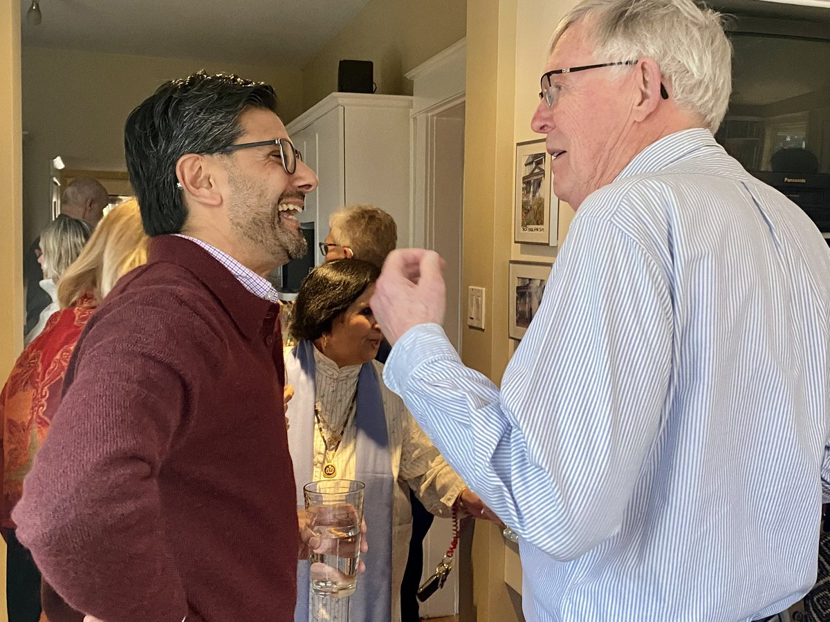 YasirNaqviCDN's tweet photo. Ottawa is my home, and I am so thankful for the support I continue to get from our community.

Local Liberals have helped me grow — as a person and a public servant.

It was great to come together to lean on their experience on how we can #StopFord in 2026! https://t.co/cxBSReXEm7